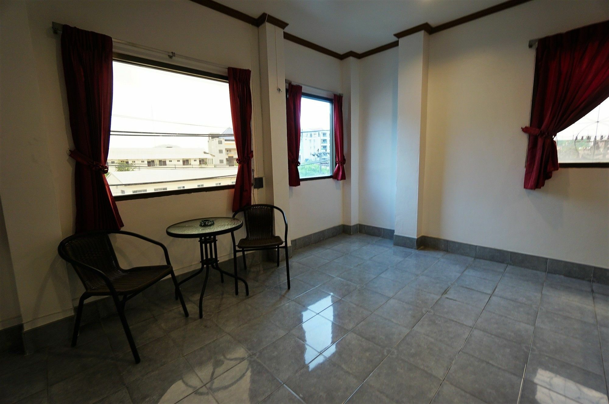 Kookkai House Hostel Patong Exterior photo